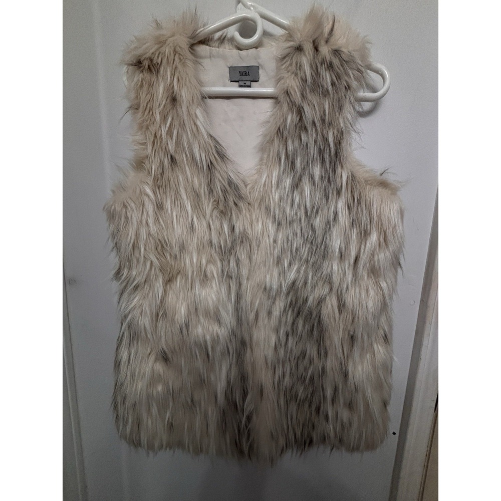 Yaira M Women Cream Gray Frost Faux Fur Sleeveless 40x28 Pockets Hook Eye Lined